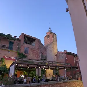 Hirondelle En Provence Roussillon en Isere