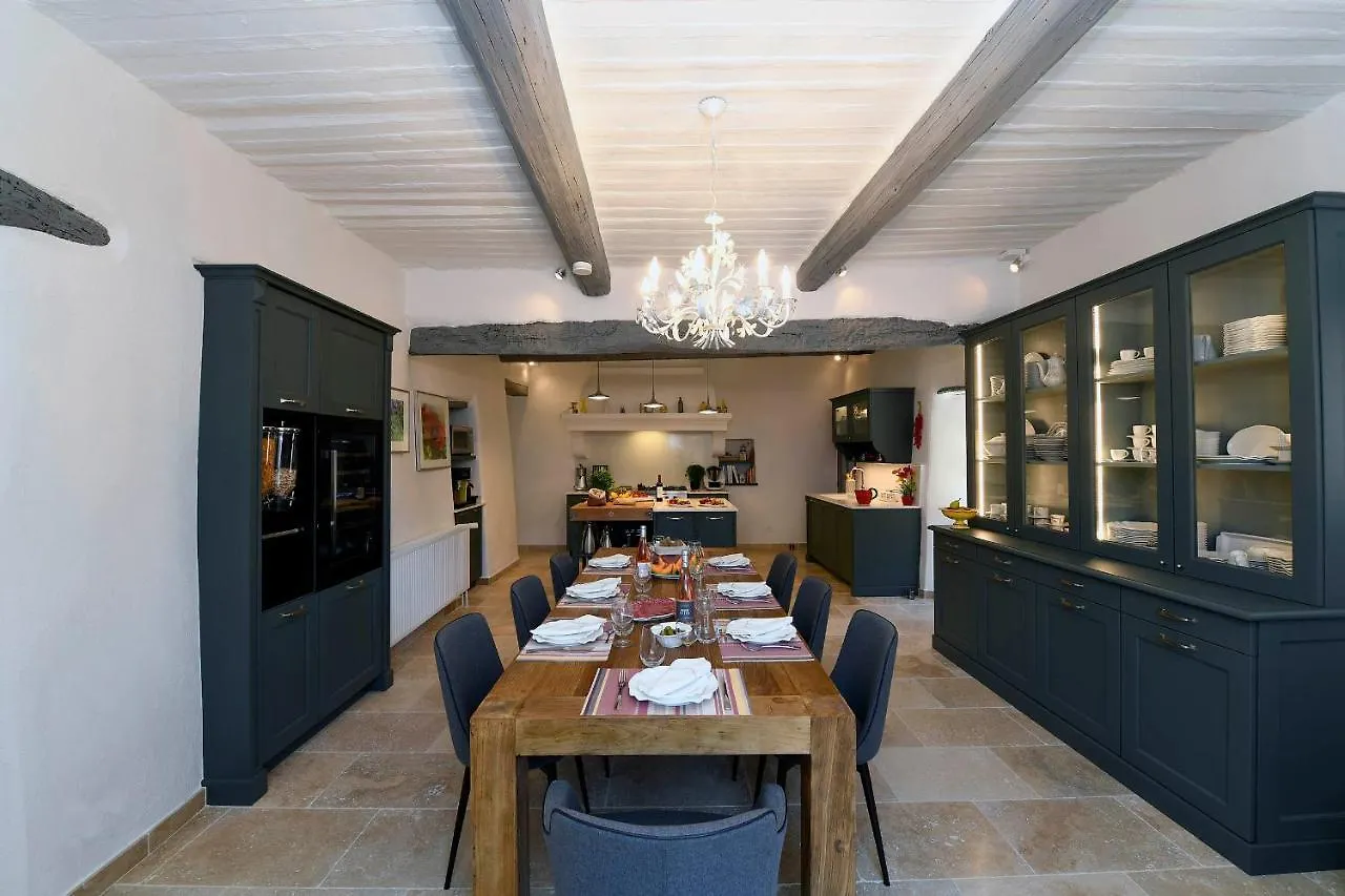 Bed and Breakfast Bastide Des Demoiselles Roussillon en Isere 0*,  Francia