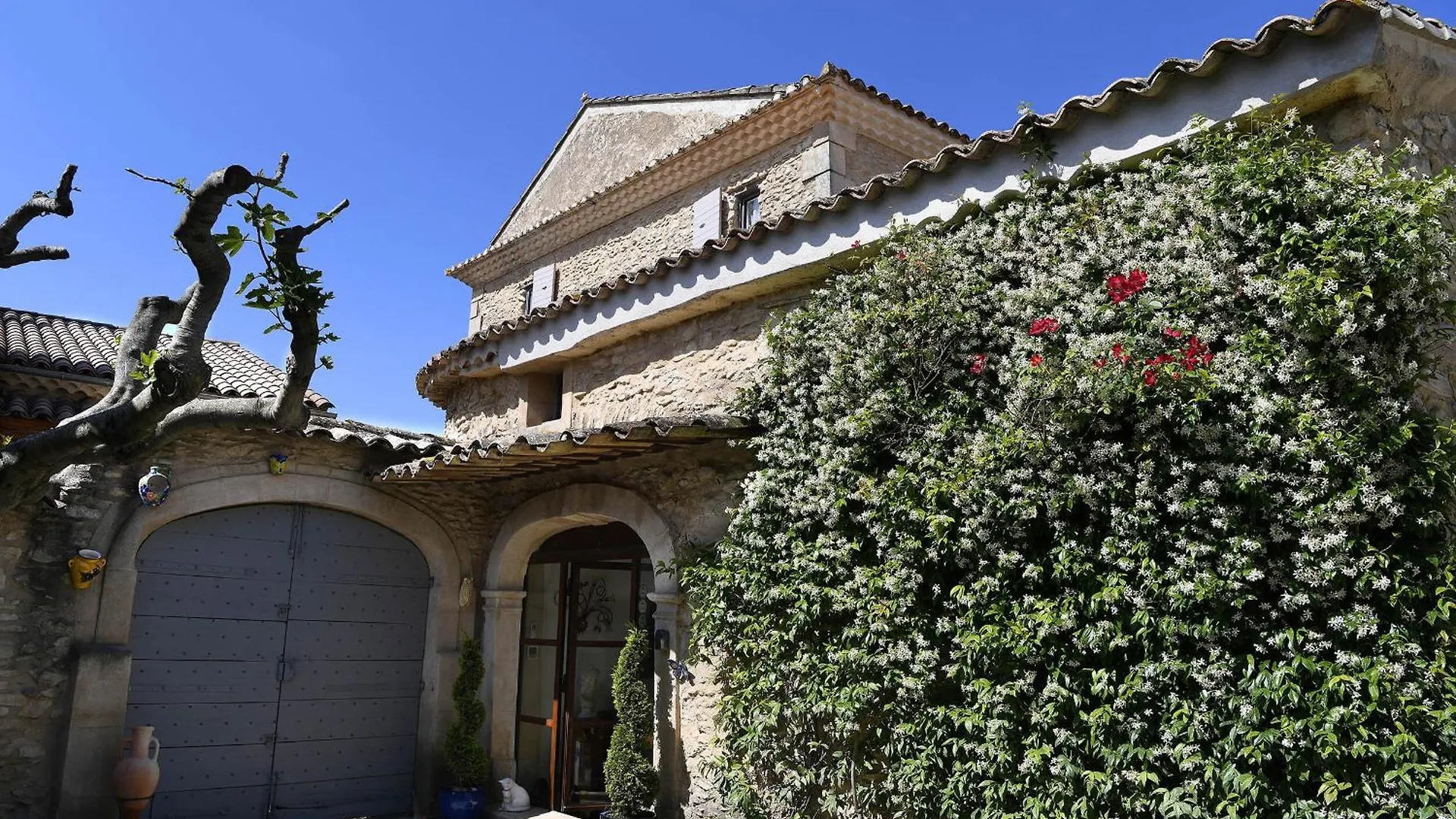 Bed and Breakfast Bastide des Demoiselles à Roussillon en Isere France